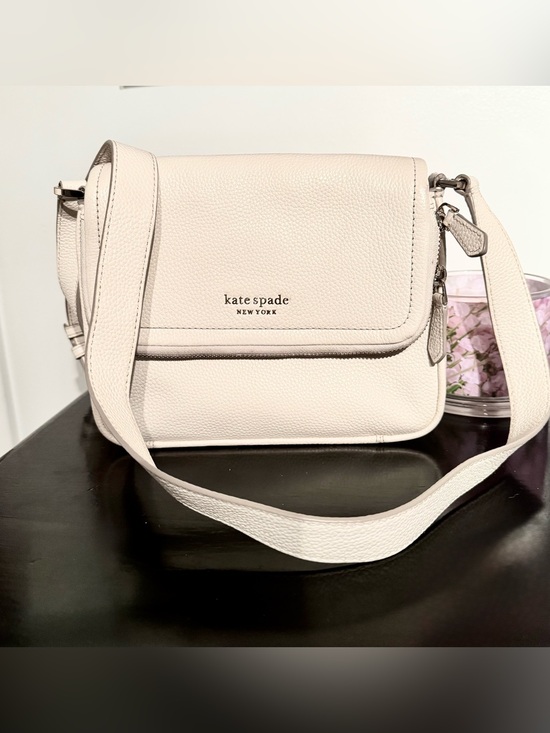 kate spade Handbags - kate spade pebble leather crossbody bag in light cream